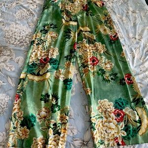 Long flower soft trousers